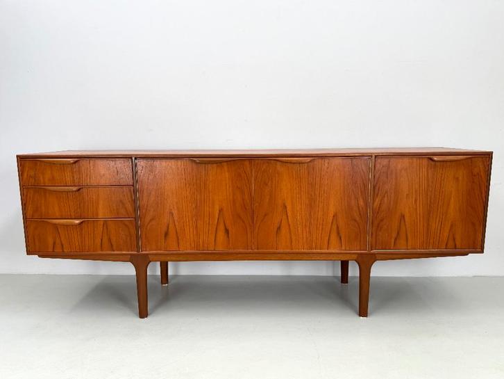 Vintage dressoir McIntosh, Huis en Inrichting, Kasten | Dressoirs, Zo goed als nieuw, 150 tot 200 cm, 25 tot 50 cm, Verzenden