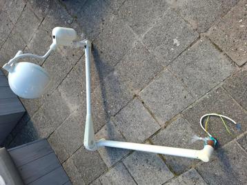 Vintage operatie verlichting lamp HANAULUX beschikbaar voor biedingen
