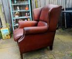 Stoel met gebruiksporen schapenleer, Ophalen, Gebruikt, Leer, Mancave,retro,veranda