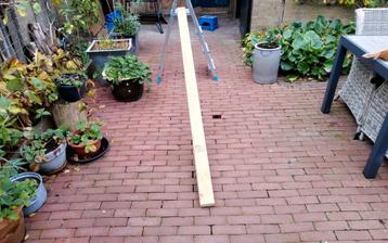Houten balk geïmpregneerd  beschikbaar voor biedingen