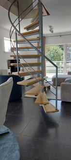 Stalen spiltrap met eiken treden, Doe-het-zelf en Verbouw, Ophalen, Gebruikt, Trap, 2 tot 4 meter