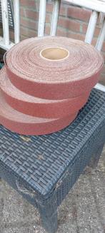 Schuur linnen korrel 60 Meerdere rollen aanwezig, Doe-het-zelf en Verbouw, Gereedschap | Schuurmachines, Ophalen of Verzenden