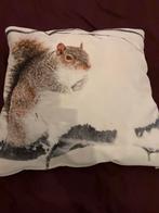 IKEA ELDBLOMMA Sierkussen - Eekhoorn Design, Ophalen of Verzenden, Zo goed als nieuw, Wit, Vierkant
