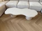 Organische tafel van beton cire, Huis en Inrichting, Tafels | Salontafels, Ophalen, Overige materialen, Gebruikt, 100 tot 150 cm