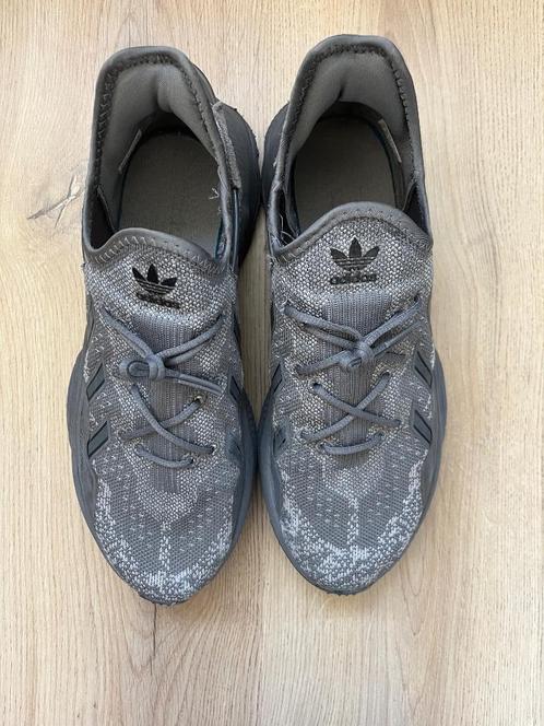Adidas ozweego knit grey, Sport en Fitness, Loopsport en Atletiek, Gebruikt, Hardloopschoenen, Overige sporten, Adidas, Verzenden