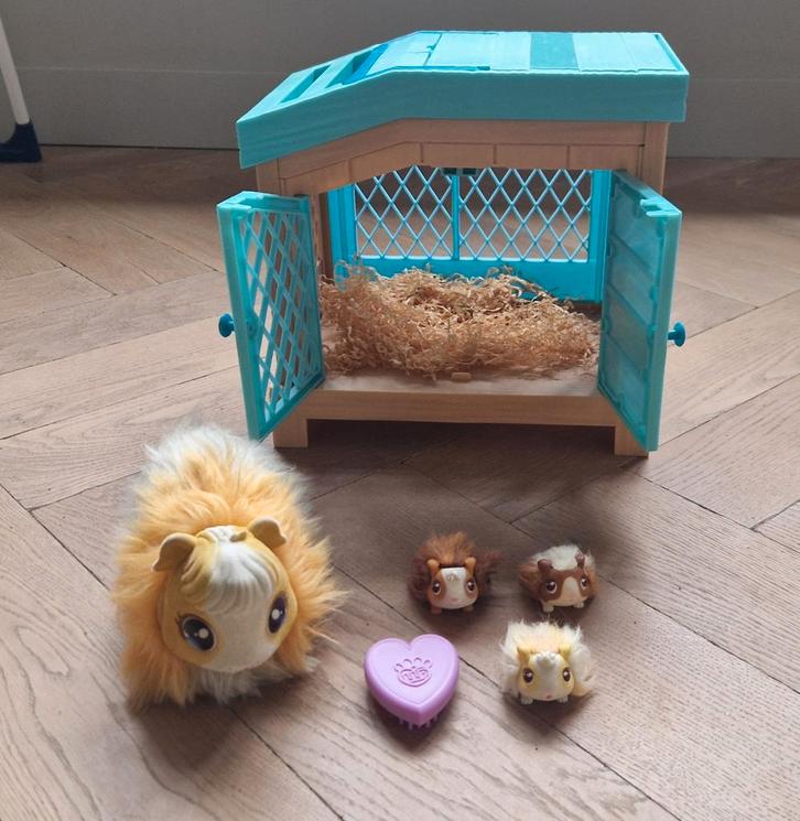 Little Live Pets - Mama Surprise Cavia Rainbow, Kinderen en Baby's, Speelgoed | Overig, Zo goed als nieuw, Jongen of Meisje, Ophalen of Verzenden