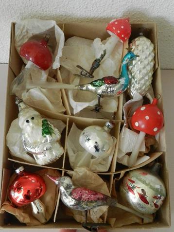 Oude antieke figuur kerstballen / paddenstoelen vogel beschikbaar voor biedingen