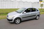 Kia Rio 1.6 CVVT X-ecutive 5 Drs met Climate control, Auto's, Voorwielaandrijving, 15 km/l, Gebruikt, 1599 cc