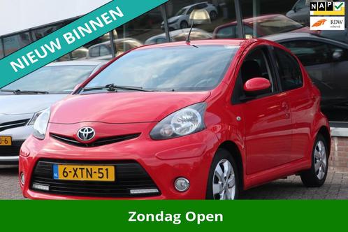 Toyota Aygo 1.0 VVT-i Dynamic LED_NAVI_AIRCO_LMV_DOH., Auto's, Toyota, Bedrijf, Te koop, Aygo, ABS, Airbags, Airconditioning, Centrale vergrendeling