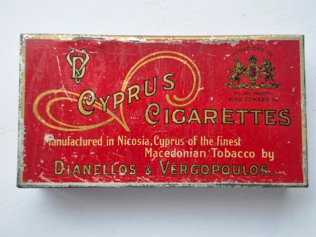 Cyprus 50 Cigarettes blik Macedonian Tobacco, Verzamelen, Blikken, Ophalen of Verzenden, Gebruikt, Overige