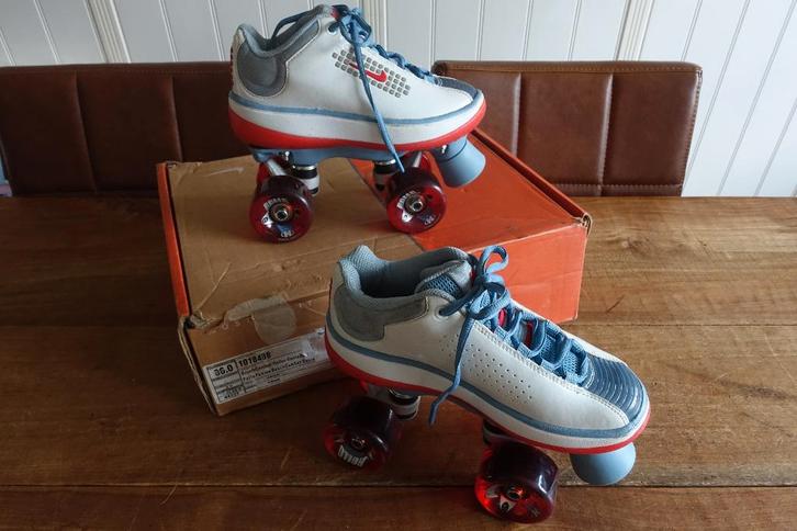 Skates Rolschaatsen skeelers Nike maat 36.5 in de doos, Sport en Fitness, Skeelers, Zo goed als nieuw, Overige typen, Ophalen of Verzenden