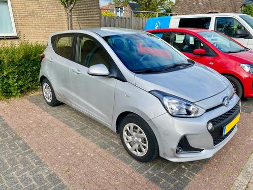 Hyundai i10 | Weinig kilometers! | 1.0i | 66pk | 2019, Auto's, Hyundai, Particulier, i10, Airbags, Airconditioning, Android Auto