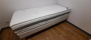 Boxsping 90 x 200 cm beschikbaar voor biedingen