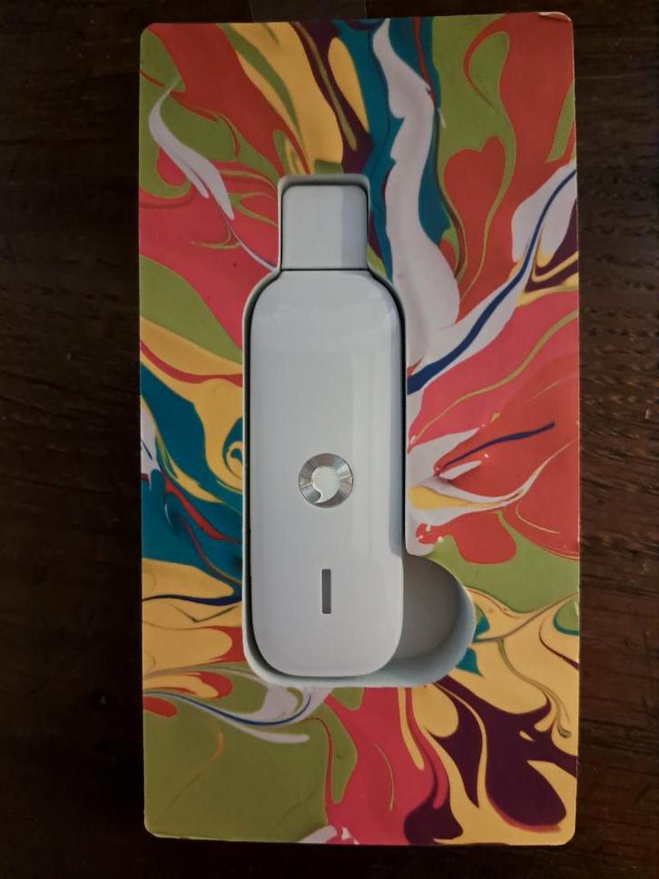 Vodafone dongels voor mobiel netwerk, Computers en Software, Routers en Modems, Zo goed als nieuw, Ophalen