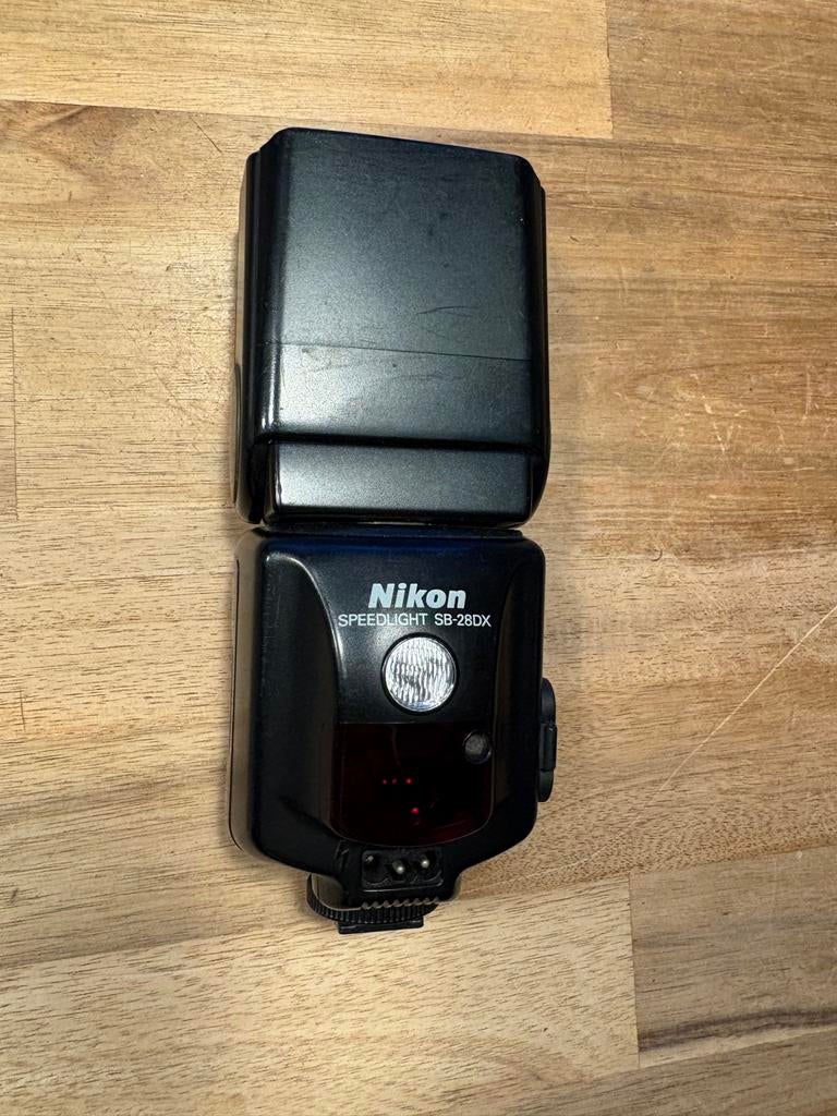 Nikon Speedlight SB-28DX Flitser, Audio, Tv en Foto, Fotografie | Flitsers, Ophalen of Verzenden, Gebruikt, Nikon, Kantelbaar