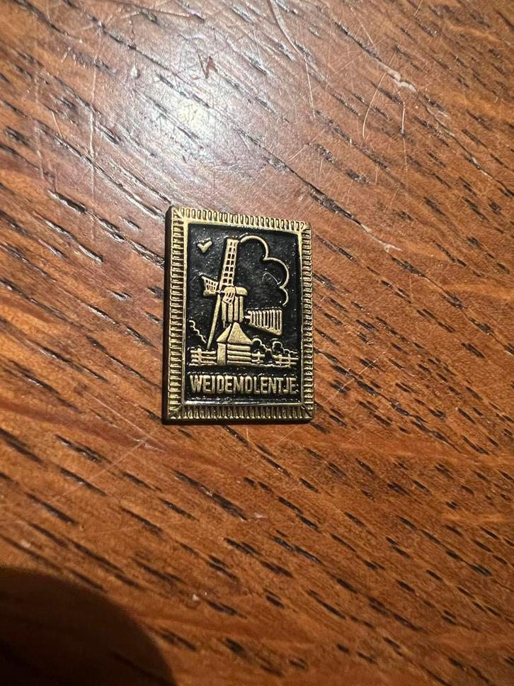 Vintage Weidemolentje Speldje, Verzamelen, Speldjes, Pins en Buttons, Gebruikt, Speldje of Pin, Stad of Land, Ophalen of Verzenden