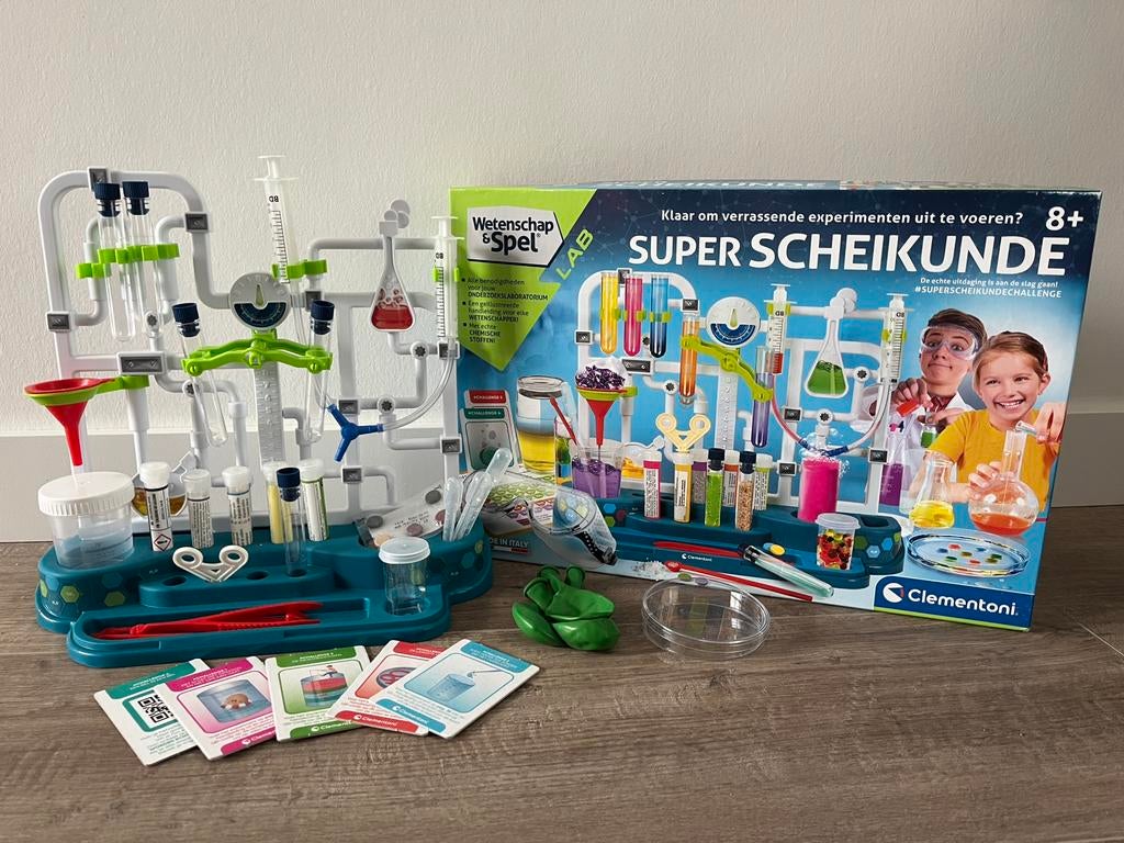 Wetenschap en spel super scheikunde, Kinderen en Baby's, Speelgoed | Educatief en Creatief, Ophalen of Verzenden, Zo goed als nieuw