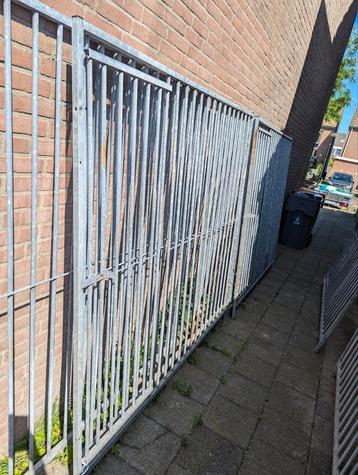 5 kennel panelen met 2 x deur hondenhok  beschikbaar voor biedingen