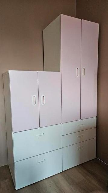 2 kledingkasten van Ikea Smastad i.z.g.s beschikbaar voor biedingen
