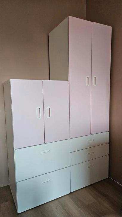 2 kledingkasten van Ikea Smastad i.z.g.s, Kinderen en Baby's, Kinderkamer | Commodes en Kasten, Zo goed als nieuw, 105 cm of meer