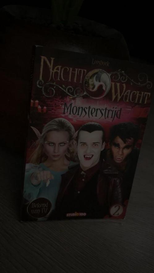 Nachtwacht Monsterstrijd: leesboek deel 2, Boeken, Kinderboeken | Jeugd | onder 10 jaar, Zo goed als nieuw, Ophalen of Verzenden