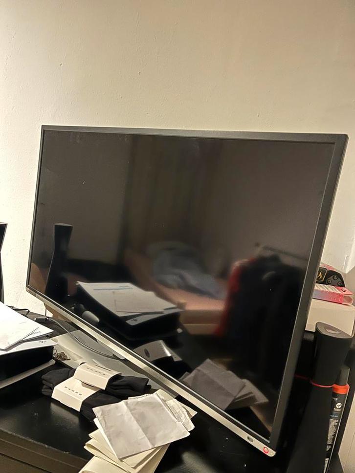 Toshiba 40 inch Smart TV (Geen Afstandsbediening), Audio, Tv en Foto, Televisies, Gebruikt, LED, 40 tot 60 cm, Toshiba, 50 Hz