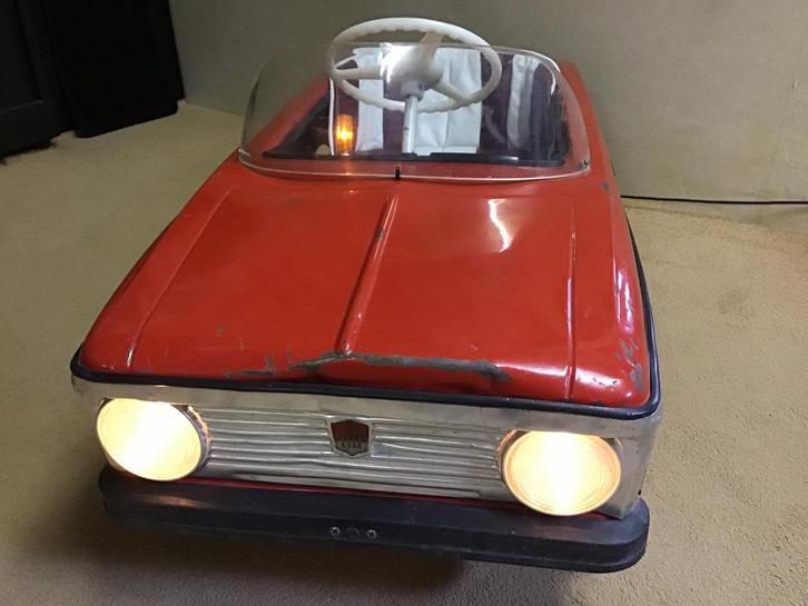 Moskvich Vintage Trapauto, Pedalcar Roos 1987., Antiek en Kunst, Antiek | Speelgoed, Ophalen