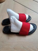 DAMES SLIPPERS NIEUW MAAT 39 KLEUR ROOD, Ophalen of Verzenden, Nieuw, Rood
