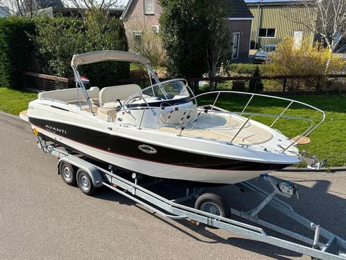 2009 Bayliner Avanti 8, zeer compleet !! Incl trailer !, Watersport en Boten, Speedboten, Nieuw, 6 meter of meer, Benzine, Polyester