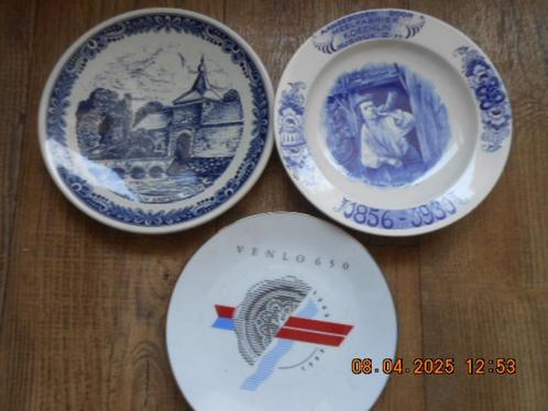 wandborden: poortgebouw kasteel arcen/"de bakker"/venlo 650, Huis en Inrichting, Woonaccessoires | Wanddecoraties, Zo goed als nieuw