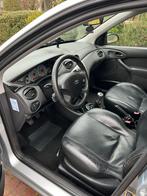 Ford Focus 1.6 I Ghia 2004 Grijs, Auto's, Ford, 1596 cc, 15 km/l, 4 cilinders, 100 pk
