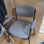 Po stoel zgan, Ophalen, Zo goed als nieuw