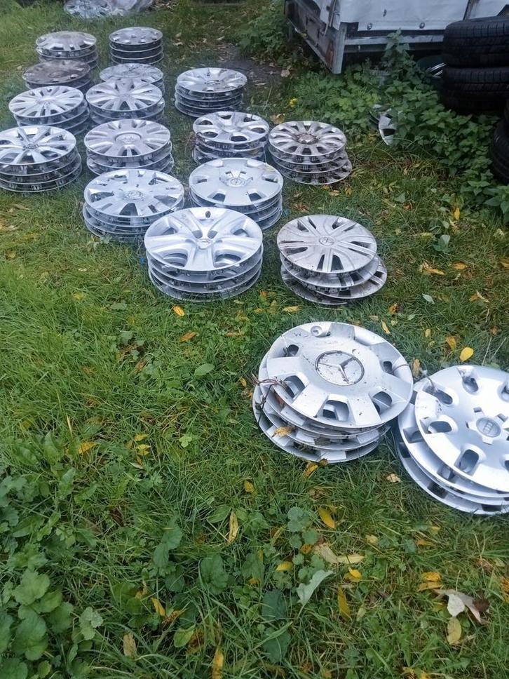 Te koop partij setjes orginele wieldoppen, Auto diversen, Wieldoppen, Gebruikt, Ophalen of Verzenden