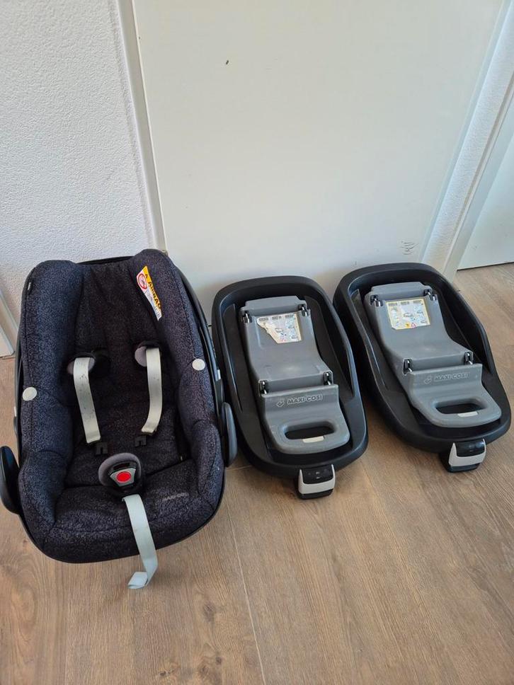 max cosi pebble autostoeltje met 2 isofix base, Kinderen en Baby's, Autostoeltjes, Gebruikt, Maxi-Cosi, Isofix, Ophalen