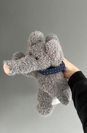 Olifant knuffel sunkid zo goed als nieuw beschikbaar voor biedingen