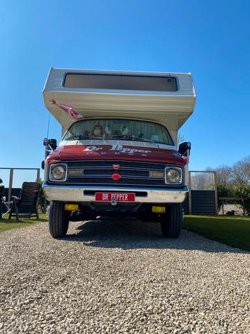 Dodge sportsman MB400 1977 camper. beschikbaar voor biedingen