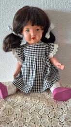 Leuke gemerkte Wildebras pop 37cm., Verzamelen, Poppen, Ophalen of Verzenden, Zo goed als nieuw, Pop