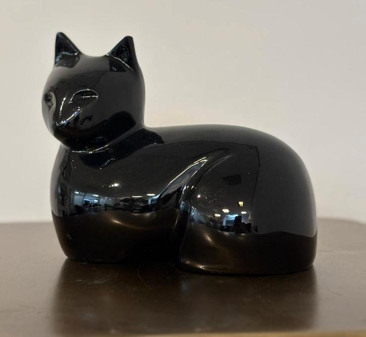 Urn liggende kat zwart, Dieren en Toebehoren, Katten-accessoires, Nieuw, Verzenden