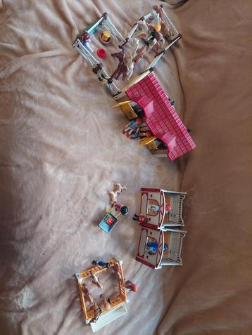Playmobil Paardenboerderij met Figuren beschikbaar voor biedingen