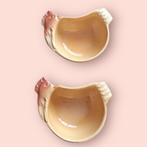 Set of 2 vintage frans brocante cocottes barbotine chickens, Verzenden