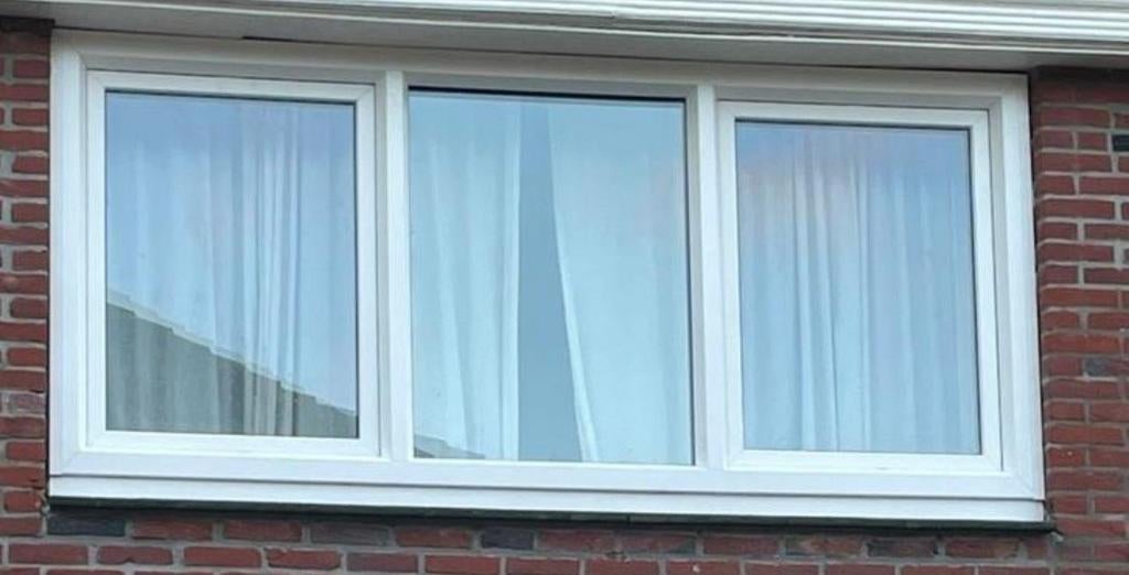 kunststof kozijnen met houtnerf, Doe-het-zelf en Verbouw, Kozijnen en Schuifpuien, Zo goed als nieuw, Raamkozijn, Kunststof, 75 tot 150 cm