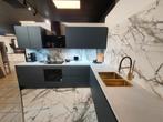 Nobilia Luxe L-showroomkeuken met Bosch apparaten, Huis en Inrichting, Ophalen, Overige materialen, Blauw, Hoekkeuken