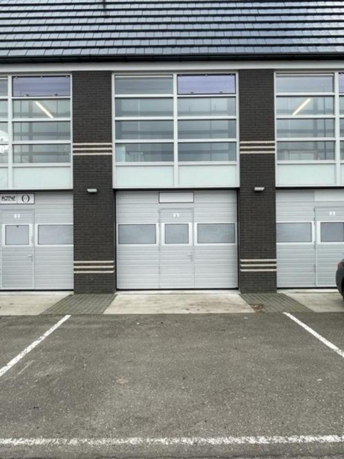 Bedrijfsruimte met kantoor bij 't Kabel in Nieuw-Vennep, Diensten en Vakmensen, Overige Diensten