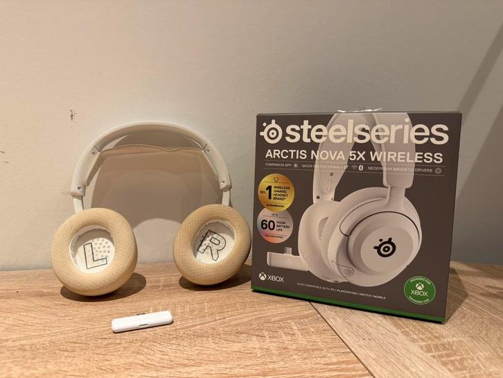 SteelSeries Arctis Nova 5x wireless gaming headset, Computers en Software, Headsets, Gebruikt, Over-ear, Draadloos, Gaming headset