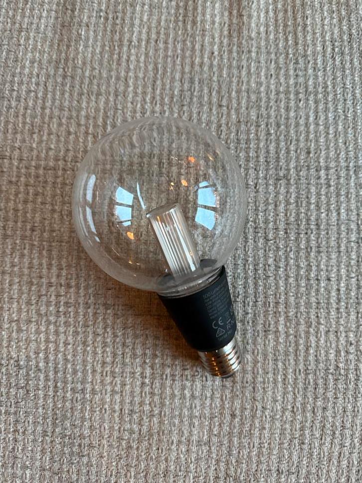 Philips Hue Color Ambiance G95 (E27) - Zo goed als nieuw, Huis en Inrichting, Lampen | Losse lampen, Zo goed als nieuw, Led-lamp