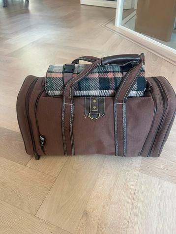 Reis pic-nic tas beschikbaar voor biedingen