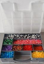 Strijkkralen bak gesorteerd met veel vormpjes, Ophalen of Verzenden, Zo goed als nieuw, Knutselwerk