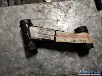 Nissan Primera P11 Bovenste draagarm 545252F010 beschikbaar voor biedingen