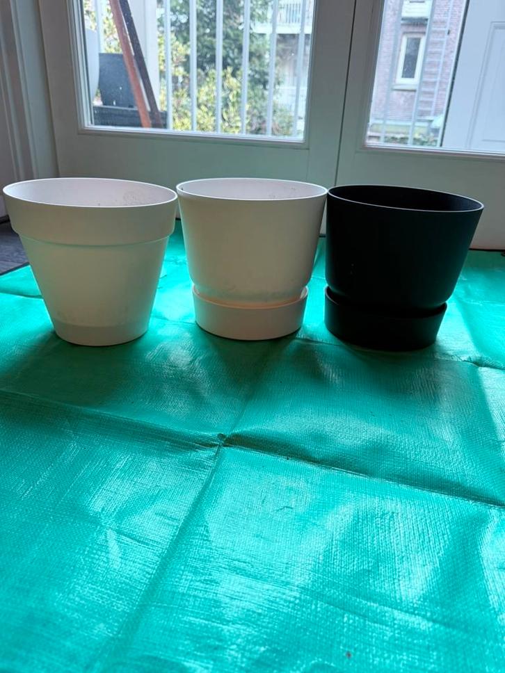 Elho plantenpotten/bloempotten met waterreservoir, Tuin en Terras, Bloempotten, Zo goed als nieuw, Kunststof, Tuin, Minder dan 40 cm