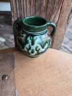 oud plateel vaasje ??, Antiek en Kunst, Antiek | Keramiek en Aardewerk, Ophalen of Verzenden